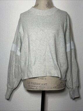 Abercrombie & Fitch Cream and Light Gray Pullover